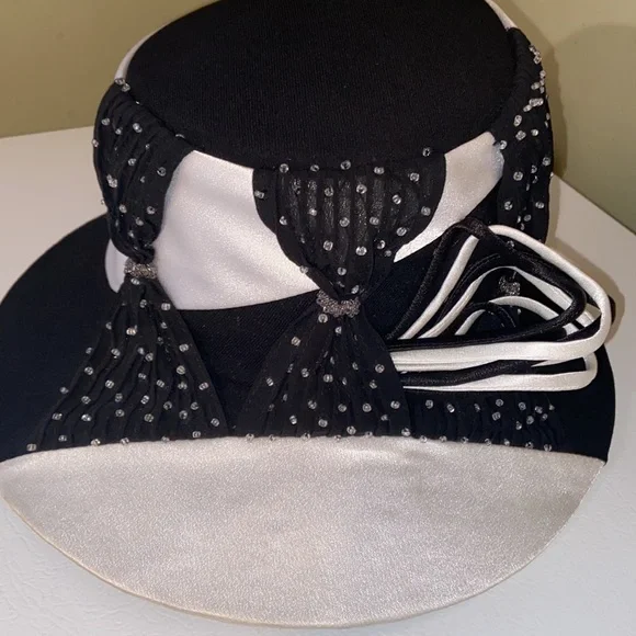 Lovely Midnight Velvet Black & White Church Dress Hat Lawliet Womens Wedding Occasion Formal Wide Brim Church  main image 4